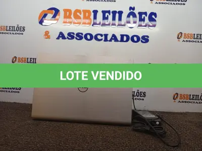 LOTE 100 - 01 NOTEBOOK DELL 17 POL" TECLADO NUMÉRICO I7 DE QUINTA GERAÇÃO 8 GB DE RAM SSD 250 GB WINDOWS ORIGINAL PLACA DE VÍDEO DEDICADA 2GB TOUCH SCREEN SEGURANDO BATERIA. (NO ESTADO) ATENÇÃO! FAZER A VISITAÇÃO ANTES DE ARREMATAR, NÃO SABEMOS SE FUNCIONA. LEILÃO NÃO TEM GARANTIA E NEM DEVOLUÇÃO, SUJEITO A POSSÍVEIS AVARIAS VISÍVEIS/OCULTAS E/OU AUSÊNCIA DE COMPONENTES.