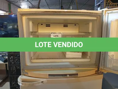 LOTE 285 - 01 GELADEIRA MARCA BRASTEMP 220V. (NO ESTADO) ATENÇÃO! FAZER A VISITAÇÃO ANTES DE ARREMATAR, NÃO SABEMOS SE FUNCIONA. LEILÃO NÃO TEM GARANTIA E NEM DEVOLUÇÃO, SUJEITO A POSSÍVEIS AVARIAS VISÍVEIS/OCULTAS E/OU AUSÊNCIA DE COMPONENTES.