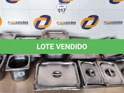 LOTE 017 - 01 LOTE C/CUBAS EM INOX DIVERSAS E CAIXA ORGANIZADORA. (NO ESTADO) ATENÇÃO! FAZER A VISITAÇÃO ANTES DE ARREMATAR, NÃO SABEMOS SE FUNCIONA. LEILÃO NÃO TEM GARANTIA E NEM DEVOLUÇÃO, SUJEITO A POSSÍVEIS AVARIAS VISÍVEIS/OCULTAS E/OU AUSÊNCIA DE COMPONENTES.