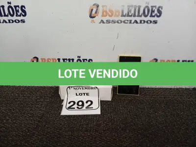 LOTE 292 - 01 CELULAR NOKIA. (NO ESTADO) ATENÇÃO! FAZER A VISITAÇÃO ANTES DE ARREMATAR, NÃO SABEMOS SE FUNCIONA. LEILÃO NÃO TEM GARANTIA E NEM DEVOLUÇÃO, SUJEITO A POSSÍVEIS AVARIAS VISÍVEIS/OCULTAS E/OU AUSÊNCIA DE COMPONENTES.