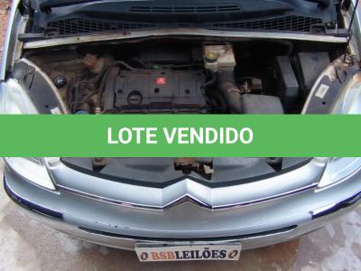 LOTE 011 - 01 CITROEN XSARA PICASSO II16GLXF ALCOOL/GASOLINA, NA COR PRATA, ANO 2010/2011.TODOS OS DOCUMENTOS DE 2024 PAGOS. (NO ESTADO)