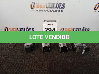 LOTE 294 - 01 LOTE COM 04 MINIS FILMADORAS DIGITAIS DIVERSAS. (NO ESTADO) ATENÇÃO! FAZER A VISITAÇÃO ANTES DE ARREMATAR, NÃO SABEMOS SE FUNCIONA. LEILÃO NÃO TEM GARANTIA E NEM DEVOLUÇÃO, SUJEITO A POSSÍVEIS AVARIAS VISÍVEIS/OCULTAS E/OU AUSÊNCIA DE COMPONENTES.