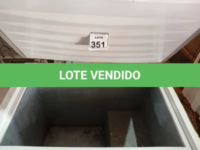LOTE 351 - 01 FREEZER HORIZONTAL C/01 TAMPA. (NO ESTADO) ATENÇÃO! FAZER A VISITAÇÃO ANTES DE ARREMATAR, NÃO SABEMOS SE FUNCIONA. LEILÃO NÃO TEM GARANTIA E NEM DEVOLUÇÃO, SUJEITO A POSSÍVEIS AVARIAS VISÍVEIS/OCULTAS E/OU AUSÊNCIA DE COMPONENTES.