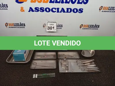 LOTE 301 - 01 LOTE COM MATERIAIS ODONTOLÓGICOS DIVERSOS. (NO ESTADO) ATENÇÃO! FAZER A VISITAÇÃO ANTES DE ARREMATAR, NÃO SABEMOS SE FUNCIONA. LEILÃO NÃO TEM GARANTIA E NEM DEVOLUÇÃO, SUJEITO A POSSÍVEIS AVARIAS VISÍVEIS/OCULTAS E/OU AUSÊNCIA DE COMPONENTES.