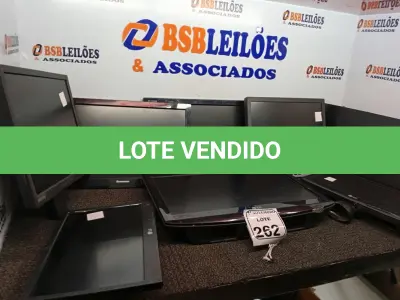 LOTE 262 - 08 MONITORES LCD MARCAS E MODELOS DIVERSOS P/RETIRADA DE PEÇAS. (NO ESTADO) ATENÇÃO! FAZER A VISITAÇÃO ANTES DE ARREMATAR, NÃO SABEMOS SE FUNCIONA. LEILÃO NÃO TEM GARANTIA E NEM DEVOLUÇÃO, SUJEITO A POSSÍVEIS AVARIAS VISÍVEIS/OCULTAS E/OU AUSÊNCIA DE COMPONENTES.
