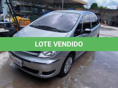 LOTE 011 - 01 CITROEN XSARA PICASSO II16GLXF ALCOOL/GASOLINA, NA COR PRATA, ANO 2010/2011.TODOS OS DOCUMENTOS DE 2024 PAGOS. (NO ESTADO)
