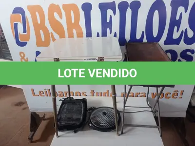 LOTE 385 - 01 MESA DOBRÁVEL, 01 CHURRASQUEIRA ELÉTRICA, 01 PANELA ELÉTRICA E 01 FOGÃO A GÁS C/CHAPA. (NO ESTADO) ATENÇÃO! FAZER A VISITAÇÃO ANTES DE ARREMATAR, NÃO SABEMOS SE FUNCIONA. LEILÃO NÃO TEM GARANTIA E NEM DEVOLUÇÃO, SUJEITO A POSSÍVEIS AVARIAS VISÍVEIS/OCULTAS E/OU AUSÊNCIA DE COMPONENTES.