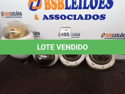 LOTE 495 - 01 LOTE COM 04 CÂMERAS DOMES. (NO ESTADO) ATENÇÃO! FAZER A VISITAÇÃO ANTES DE ARREMATAR, NÃO SABEMOS SE FUNCIONA. LEILÃO NÃO TEM GARANTIA E NEM DEVOLUÇÃO, SUJEITO A POSSÍVEIS AVARIAS VISÍVEIS/OCULTAS E/OU AUSÊNCIA DE COMPONENTES.