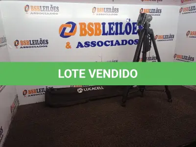 LOTE 444 - 01 TRIPÉ P/ CÂMERA MARCA TOMATE MTG-3016. (NO ESTADO) ATENÇÃO! FAZER A VISITAÇÃO ANTES DE ARREMATAR, NÃO SABEMOS SE FUNCIONA. LEILÃO NÃO TEM GARANTIA E NEM DEVOLUÇÃO, SUJEITO A POSSÍVEIS AVARIAS VISÍVEIS/OCULTAS E/OU AUSÊNCIA DE COMPONENTES.