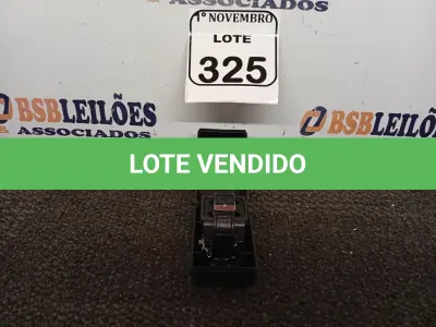 LOTE 325 - 01 RELÓGIO DE PULSO. (NO ESTADO) ATENÇÃO! FAZER A VISITAÇÃO ANTES DE ARREMATAR, NÃO SABEMOS SE FUNCIONA. LEILÃO NÃO TEM GARANTIA E NEM DEVOLUÇÃO, SUJEITO A POSSÍVEIS AVARIAS VISÍVEIS/OCULTAS E/OU AUSÊNCIA DE COMPONENTES.