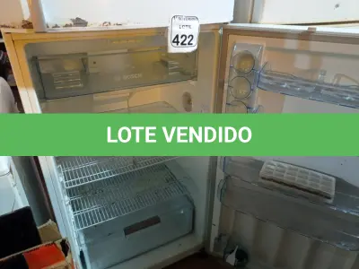LOTE 422 - 01 GELADEIRA MARCA BOSCH 220V P/RETIRADA DE PEÇAS. (NO ESTADO) ATENÇÃO! FAZER A VISITAÇÃO ANTES DE ARREMATAR, NÃO SABEMOS SE FUNCIONA. LEILÃO NÃO TEM GARANTIA E NEM DEVOLUÇÃO, SUJEITO A POSSÍVEIS AVARIAS VISÍVEIS/OCULTAS E/OU AUSÊNCIA DE COMPONENTES.