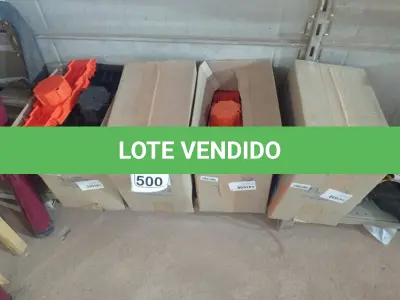 LOTE 500 - 04 CAIXAS DE LUZ OCTOGONAL. (NO ESTADO) ATENÇÃO! FAZER A VISITAÇÃO ANTES DE ARREMATAR, NÃO SABEMOS SE FUNCIONA. LEILÃO NÃO TEM GARANTIA E NEM DEVOLUÇÃO, SUJEITO A POSSÍVEIS AVARIAS VISÍVEIS/OCULTAS E/OU AUSÊNCIA DE COMPONENTES.