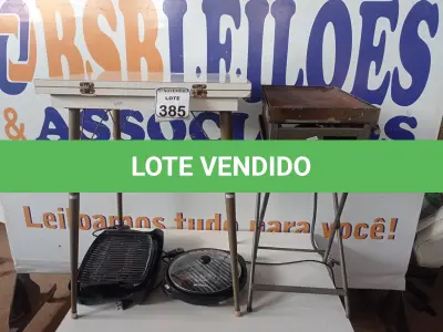 LOTE 385 - 01 MESA DOBRÁVEL, 01 CHURRASQUEIRA ELÉTRICA, 01 PANELA ELÉTRICA E 01 FOGÃO A GÁS C/CHAPA. (NO ESTADO) ATENÇÃO! FAZER A VISITAÇÃO ANTES DE ARREMATAR, NÃO SABEMOS SE FUNCIONA. LEILÃO NÃO TEM GARANTIA E NEM DEVOLUÇÃO, SUJEITO A POSSÍVEIS AVARIAS VISÍVEIS/OCULTAS E/OU AUSÊNCIA DE COMPONENTES.