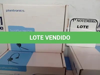 LOTE 289 - 01 LOTE COM 09 HEADSETS MARCAS E MODELOS DIVERSOS. (NO ESTADO) ATENÇÃO! FAZER A VISITAÇÃO ANTES DE ARREMATAR, NÃO SABEMOS SE FUNCIONA. LEILÃO NÃO TEM GARANTIA E NEM DEVOLUÇÃO, SUJEITO A POSSÍVEIS AVARIAS VISÍVEIS/OCULTAS E/OU AUSÊNCIA DE COMPONENTES.
