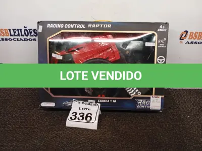 LOTE 336 - 01 CARRINHO DE CONTROLE REMOTO. (NO ESTADO) ATENÇÃO! FAZER A VISITAÇÃO ANTES DE ARREMATAR, NÃO SABEMOS SE FUNCIONA. LEILÃO NÃO TEM GARANTIA E NEM DEVOLUÇÃO, SUJEITO A POSSÍVEIS AVARIAS VISÍVEIS/OCULTAS E/OU AUSÊNCIA DE COMPONENTES.