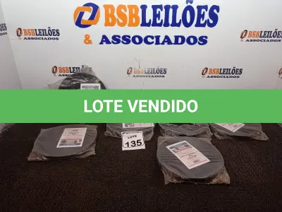 LOTE 135 - 06 ROLOS FIXADOR DE MANTA TERMICA P/ TELHADO 20M COBERFOIL. NO ESTADO) ATENÇÃO! FAZER A VISITAÇÃO ANTES DE ARREMATAR, NÃO SABEMOS SE FUNCIONA. LEILÃO NÃO TEM GARANTIA E NEM DEVOLUÇÃO, SUJEITO A POSSÍVEIS AVARIAS VISÍVEIS/OCULTAS E/OU AUSÊNCIA DE COMPONENTES.