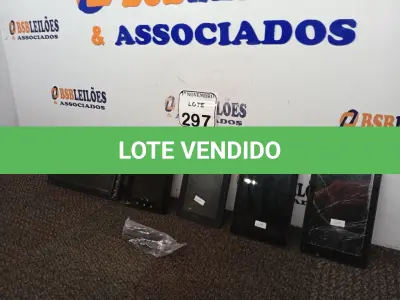 LOTE 297 - 05 TABLETS MARCAS E MODELOS DIVERSOS P/RETIRADA DE PEÇAS. (NO ESTADO) ATENÇÃO! FAZER A VISITAÇÃO ANTES DE ARREMATAR, NÃO SABEMOS SE FUNCIONA. LEILÃO NÃO TEM GARANTIA E NEM DEVOLUÇÃO, SUJEITO A POSSÍVEIS AVARIAS VISÍVEIS/OCULTAS E/OU AUSÊNCIA DE COMPONENTES.