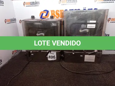 LOTE 496 - 02 CAFETEIRAS EM INOX MARCA UNIVERSAL. (NO ESTADO) ATENÇÃO! FAZER A VISITAÇÃO ANTES DE ARREMATAR, NÃO SABEMOS SE FUNCIONA. LEILÃO NÃO TEM GARANTIA E NEM DEVOLUÇÃO, SUJEITO A POSSÍVEIS AVARIAS VISÍVEIS/OCULTAS E/OU AUSÊNCIA DE COMPONENTES.