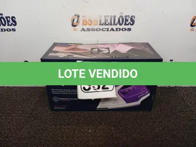LOTE 332 - 01 FERRO A VAPOR P/ PASSAR ROUPAS ELECTROLUX COR BRANCA C/AZUL (NOVO). (NO ESTADO) ATENÇÃO! FAZER A VISITAÇÃO ANTES DE ARREMATAR, NÃO SABEMOS SE FUNCIONA. LEILÃO NÃO TEM GARANTIA E NEM DEVOLUÇÃO, SUJEITO A POSSÍVEIS AVARIAS VISÍVEIS/OCULTAS E/OU AUSÊNCIA DE COMPONENTES.