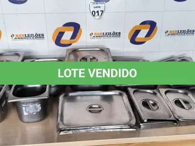 LOTE 017 - 01 LOTE C/CUBAS EM INOX DIVERSAS E CAIXA ORGANIZADORA. (NO ESTADO) ATENÇÃO! FAZER A VISITAÇÃO ANTES DE ARREMATAR, NÃO SABEMOS SE FUNCIONA. LEILÃO NÃO TEM GARANTIA E NEM DEVOLUÇÃO, SUJEITO A POSSÍVEIS AVARIAS VISÍVEIS/OCULTAS E/OU AUSÊNCIA DE COMPONENTES.