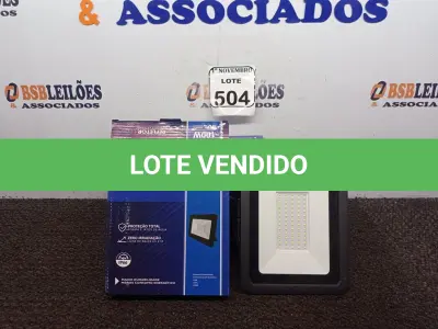 LOTE 504 - 05 REFLETORES LED AMBIENTE EXTERNO100W. (NO ESTADO) ATENÇÃO! FAZER A VISITAÇÃO ANTES DE ARREMATAR, NÃO SABEMOS SE FUNCIONA. LEILÃO NÃO TEM GARANTIA E NEM DEVOLUÇÃO, SUJEITO A POSSÍVEIS AVARIAS VISÍVEIS/OCULTAS E/OU AUSÊNCIA DE COMPONENTES.