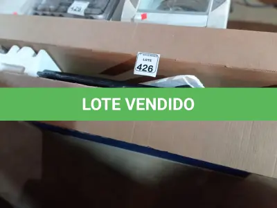 LOTE 426 - 01 TV MARCA SAMSUNG 65” P/RETIRADA DE PEÇAS. (NO ESTADO) ATENÇÃO! FAZER A VISITAÇÃO ANTES DE ARREMATAR, NÃO SABEMOS SE FUNCIONA. LEILÃO NÃO TEM GARANTIA E NEM DEVOLUÇÃO, SUJEITO A POSSÍVEIS AVARIAS VISÍVEIS/OCULTAS E/OU AUSÊNCIA DE COMPONENTES.