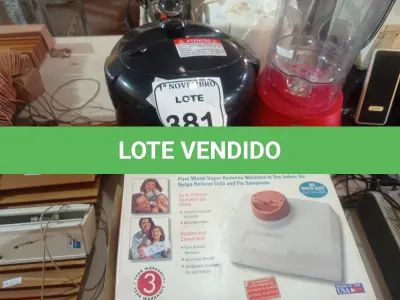 LOTE 381 - 02 PANELAS ELÉTRICAS, 01 LIQUIDIFICADOR, 02 FERROS DE PASSAR E 01 VAPORIZADOR MARCAS E MODELOS DIVERSOS. (NO ESTADO) ATENÇÃO! FAZER A VISITAÇÃO ANTES DE ARREMATAR, NÃO SABEMOS SE FUNCIONA. LEILÃO NÃO TEM GARANTIA E NEM DEVOLUÇÃO, SUJEITO A POSSÍVEIS AVARIAS VISÍVEIS/OCULTAS E/OU AUSÊNCIA DE COMPONENTES.