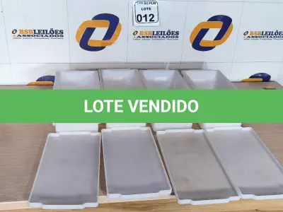 LOTE 012 - 04 CAIXAS ORGANIZADORAS PEQUENAS EM PLÁSTICO. (NO ESTADO) ATENÇÃO! FAZER A VISITAÇÃO ANTES DE ARREMATAR, NÃO SABEMOS SE FUNCIONA. LEILÃO NÃO TEM GARANTIA E NEM DEVOLUÇÃO, SUJEITO A POSSÍVEIS AVARIAS VISÍVEIS/OCULTAS E/OU AUSÊNCIA DE COMPONENTES.