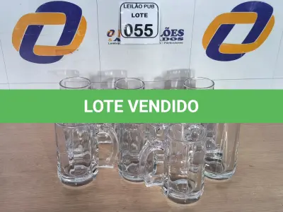 LOTE 055 - 10 CANECAS DE VIDRO PARA CHOPP. (NO ESTADO) ATENÇÃO! FAZER A VISITAÇÃO ANTES DE ARREMATAR, NÃO SABEMOS SE FUNCIONA. LEILÃO NÃO TEM GARANTIA E NEM DEVOLUÇÃO, SUJEITO A POSSÍVEIS AVARIAS VISÍVEIS/OCULTAS E/OU AUSÊNCIA DE COMPONENTES.