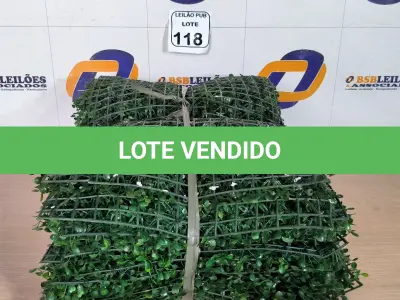 LOTE 118 - 01 LOTE C/PLANTAS ARTIFICIAIS. (NO ESTADO) ATENÇÃO! FAZER A VISITAÇÃO ANTES DE ARREMATAR, NÃO SABEMOS SE FUNCIONA. LEILÃO NÃO TEM GARANTIA E NEM DEVOLUÇÃO, SUJEITO A POSSÍVEIS AVARIAS VISÍVEIS/OCULTAS E/OU AUSÊNCIA DE COMPONENTES.