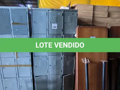 LOTE 169 - 01 ARMÁRIO ROUPEIRO 12 PORTAS. (NO ESTADO) ATENÇÃO! FAZER A VISITAÇÃO ANTES DE ARREMATAR, NÃO SABEMOS SE FUNCIONA. LEILÃO NÃO TEM GARANTIA E NEM DEVOLUÇÃO, SUJEITO A POSSÍVEIS AVARIAS VISÍVEIS/OCULTAS E/OU AUSÊNCIA DE COMPONENTES.