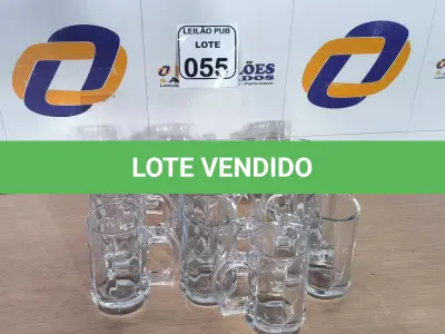 LOTE 055 - 10 CANECAS DE VIDRO PARA CHOPP. (NO ESTADO) ATENÇÃO! FAZER A VISITAÇÃO ANTES DE ARREMATAR, NÃO SABEMOS SE FUNCIONA. LEILÃO NÃO TEM GARANTIA E NEM DEVOLUÇÃO, SUJEITO A POSSÍVEIS AVARIAS VISÍVEIS/OCULTAS E/OU AUSÊNCIA DE COMPONENTES.