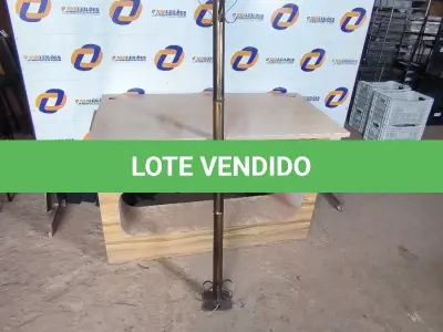 LOTE 153 - 01 POSTE DE JARDIM COLONIAL QUADRADO 1,80CM DE ALTURA. (NO ESTADO) ATENÇÃO! FAZER A VISITAÇÃO ANTES DE ARREMATAR, NÃO SABEMOS SE FUNCIONA. LEILÃO NÃO TEM GARANTIA E NEM DEVOLUÇÃO, SUJEITO A POSSÍVEIS AVARIAS VISÍVEIS/OCULTAS E/OU AUSÊNCIA DE COMPONENTES.