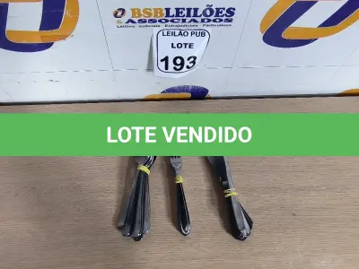 LOTE 193 - 10 GARFOS, 10 COLHERES E 08 FACAS DE MESA. (NO ESTADO) ATENÇÃO! FAZER A VISITAÇÃO ANTES DE ARREMATAR, NÃO SABEMOS SE FUNCIONA. LEILÃO NÃO TEM GARANTIA E NEM DEVOLUÇÃO, SUJEITO A POSSÍVEIS AVARIAS VISÍVEIS/OCULTAS E/OU AUSÊNCIA DE COMPONENTES.