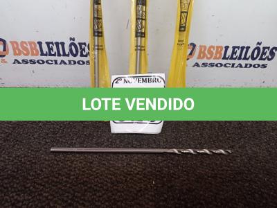 LOTE 020 - 01 BROCA P/ FURADEIRA MOURÃO E FIBROCIMENTO 3/8 X 320MM E 03 BROCAS P/ FURADEIRA MOURÃO E FIBROCIMENTO 5/16 X 280MM(NOVO). (NO ESTADO) ATENÇÃO! FAZER A VISITAÇÃO ANTES DE ARREMATAR, NÃO SABEMOS SE FUNCIONA. LEILÃO NÃO TEM GARANTIA E NEM DEVOLUÇÃO, SUJEITO A POSSÍVEIS AVARIAS VISÍVEIS/OCULTAS E/OU AUSÊNCIA DE COMPONENTES.