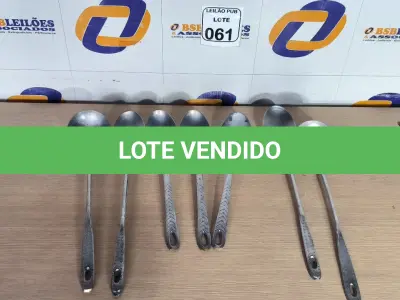 LOTE 061 - 05 COLHERES EM ALUMÍNIO E 02 CONCHAS. (NO ESTADO) ATENÇÃO! FAZER A VISITAÇÃO ANTES DE ARREMATAR, NÃO SABEMOS SE FUNCIONA. LEILÃO NÃO TEM GARANTIA E NEM DEVOLUÇÃO, SUJEITO A POSSÍVEIS AVARIAS VISÍVEIS/OCULTAS E/OU AUSÊNCIA DE COMPONENTES.