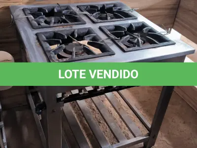 LOTE 019 - 01 FOGÃO EM INOX 04 BOCAS CHAMA DUPLA. (NO ESTADO) ATENÇÃO! FAZER A VISITAÇÃO ANTES DE ARREMATAR, NÃO SABEMOS SE FUNCIONA. LEILÃO NÃO TEM GARANTIA E NEM DEVOLUÇÃO, SUJEITO A POSSÍVEIS AVARIAS VISÍVEIS/OCULTAS E/OU AUSÊNCIA DE COMPONENTES.