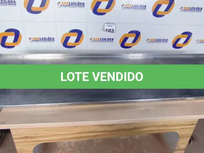 LOTE 183 - 01 PRATELEIRA DE PAREDE EM INOX MEDINDO 0,35CM X 1,50CM. (NO ESTADO) ATENÇÃO! FAZER A VISITAÇÃO ANTES DE ARREMATAR, NÃO SABEMOS SE FUNCIONA. LEILÃO NÃO TEM GARANTIA E NEM DEVOLUÇÃO, SUJEITO A POSSÍVEIS AVARIAS VISÍVEIS/OCULTAS E/OU AUSÊNCIA DE COMPONENTES.