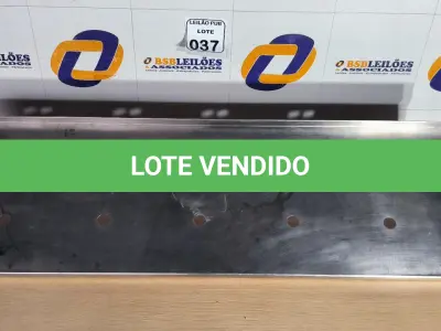 LOTE 037 - 01 PRATELEIRA EM INOX DE PAREDE MEDINDO 0,35CM X 1,20 CM. (NO ESTADO) ATENÇÃO! FAZER A VISITAÇÃO ANTES DE ARREMATAR, NÃO SABEMOS SE FUNCIONA. LEILÃO NÃO TEM GARANTIA E NEM DEVOLUÇÃO, SUJEITO A POSSÍVEIS AVARIAS VISÍVEIS/OCULTAS E/OU AUSÊNCIA DE COMPONENTES.