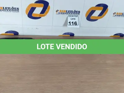 LOTE 116 - 01 TACO DE ROCKER PARA DECORAÇÃO. (NO ESTADO) ATENÇÃO! FAZER A VISITAÇÃO ANTES DE ARREMATAR, NÃO SABEMOS SE FUNCIONA. LEILÃO NÃO TEM GARANTIA E NEM DEVOLUÇÃO, SUJEITO A POSSÍVEIS AVARIAS VISÍVEIS/OCULTAS E/OU AUSÊNCIA DE COMPONENTES.