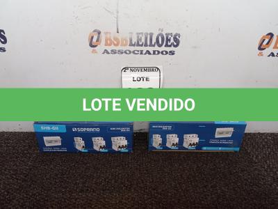 LOTE 022 - 02 CAIXAS DE DISJUNTORES C/09 UNIDADES NO TOTAL, 03 POLOS DIVERSOS MARCA SOPRANO(NOVO). (NO ESTADO) ATENÇÃO! FAZER A VISITAÇÃO ANTES DE ARREMATAR, NÃO SABEMOS SE FUNCIONA. LEILÃO NÃO TEM GARANTIA E NEM DEVOLUÇÃO, SUJEITO A POSSÍVEIS AVARIAS VISÍVEIS/OCULTAS E/OU AUSÊNCIA DE COMPONENTES.