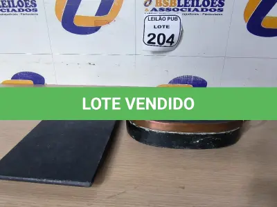 LOTE 204 - 01 TÁBUA DE PEDRA E 01 TRAVESSA DE PEDRA. (NO ESTADO) ATENÇÃO! FAZER A VISITAÇÃO ANTES DE ARREMATAR, NÃO SABEMOS SE FUNCIONA. LEILÃO NÃO TEM GARANTIA E NEM DEVOLUÇÃO, SUJEITO A POSSÍVEIS AVARIAS VISÍVEIS/OCULTAS E/OU AUSÊNCIA DE COMPONENTES.