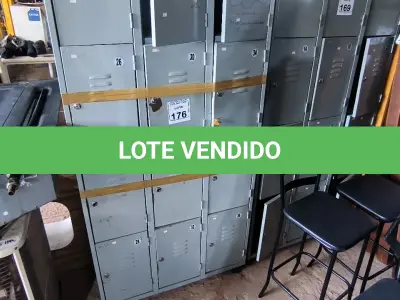 LOTE 176 - 01 ARMÁRIO ROUPEIRO 12 PORTAS. (NO ESTADO) ATENÇÃO! FAZER A VISITAÇÃO ANTES DE ARREMATAR, NÃO SABEMOS SE FUNCIONA. LEILÃO NÃO TEM GARANTIA E NEM DEVOLUÇÃO, SUJEITO A POSSÍVEIS AVARIAS VISÍVEIS/OCULTAS E/OU AUSÊNCIA DE COMPONENTES.