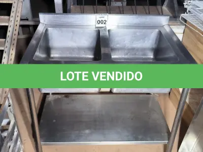 LOTE 002 - 01 PIA EM INOX 02 CUBAS FUNDAS MEDINDO 1,00CM X 0,70CM DE ALTURA 0,85 CM. (NO ESTADO) ATENÇÃO! FAZER A VISITAÇÃO ANTES DE ARREMATAR, NÃO SABEMOS SE FUNCIONA. LEILÃO NÃO TEM GARANTIA E NEM DEVOLUÇÃO, SUJEITO A POSSÍVEIS AVARIAS VISÍVEIS/OCULTAS E/OU AUSÊNCIA DE COMPONENTES.