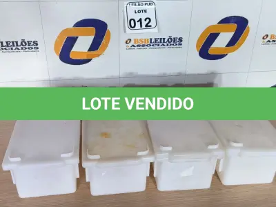 LOTE 012 - 04 CAIXAS ORGANIZADORAS PEQUENAS EM PLÁSTICO. (NO ESTADO) ATENÇÃO! FAZER A VISITAÇÃO ANTES DE ARREMATAR, NÃO SABEMOS SE FUNCIONA. LEILÃO NÃO TEM GARANTIA E NEM DEVOLUÇÃO, SUJEITO A POSSÍVEIS AVARIAS VISÍVEIS/OCULTAS E/OU AUSÊNCIA DE COMPONENTES.