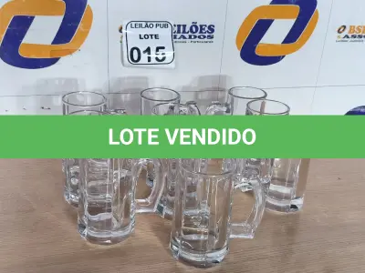 LOTE 015 - 10 CANECAS DE VIDRO PARA CHOPP. (NO ESTADO) ATENÇÃO! FAZER A VISITAÇÃO ANTES DE ARREMATAR, NÃO SABEMOS SE FUNCIONA. LEILÃO NÃO TEM GARANTIA E NEM DEVOLUÇÃO, SUJEITO A POSSÍVEIS AVARIAS VISÍVEIS/OCULTAS E/OU AUSÊNCIA DE COMPONENTES.