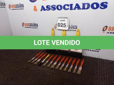 LOTE 025 - 01 LOTE C/ APROXIMADAMENTE 16 PINCÉIS MARCAS E MODELOS DIVERSOS(NOVO). (NO ESTADO) ATENÇÃO! FAZER A VISITAÇÃO ANTES DE ARREMATAR, NÃO SABEMOS SE FUNCIONA. LEILÃO NÃO TEM GARANTIA E NEM DEVOLUÇÃO, SUJEITO A POSSÍVEIS AVARIAS VISÍVEIS/OCULTAS E/OU AUSÊNCIA DE COMPONENTES.
