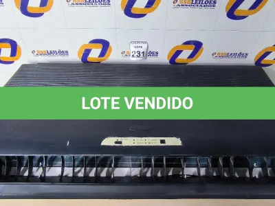 LOTE 231 - 01 EVAPORADORA DE TETO P/ AR CONDICIONADO. NO ESTADO) ATENÇÃO! FAZER A VISITAÇÃO ANTES DE ARREMATAR, NÃO SABEMOS SE FUNCIONA. LEILÃO NÃO TEM GARANTIA E NEM DEVOLUÇÃO, SUJEITO A POSSÍVEIS AVARIAS VISÍVEIS/OCULTAS E/OU AUSÊNCIA DE COMPONENTES.
