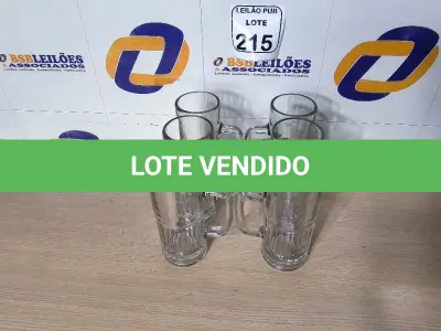 LOTE 215 - 06 CANECAS DE VIDRO PARA CHOPP. (NO ESTADO) ATENÇÃO! FAZER A VISITAÇÃO ANTES DE ARREMATAR, NÃO SABEMOS SE FUNCIONA. LEILÃO NÃO TEM GARANTIA E NEM DEVOLUÇÃO, SUJEITO A POSSÍVEIS AVARIAS VISÍVEIS/OCULTAS E/OU AUSÊNCIA DE COMPONENTES.