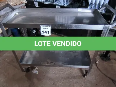 LOTE 141 - 01 CARRINHO EM INOX. (NO ESTADO) ATENÇÃO! FAZER A VISITAÇÃO ANTES DE ARREMATAR, NÃO SABEMOS SE FUNCIONA. LEILÃO NÃO TEM GARANTIA E NEM DEVOLUÇÃO, SUJEITO A POSSÍVEIS AVARIAS VISÍVEIS/OCULTAS E/OU AUSÊNCIA DE COMPONENTES.